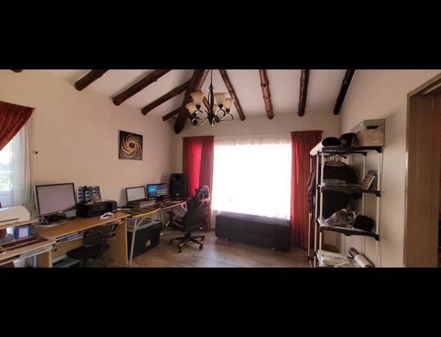 3 BEDROOM HOUSE FOR SALE IN BRACKENDOWNS